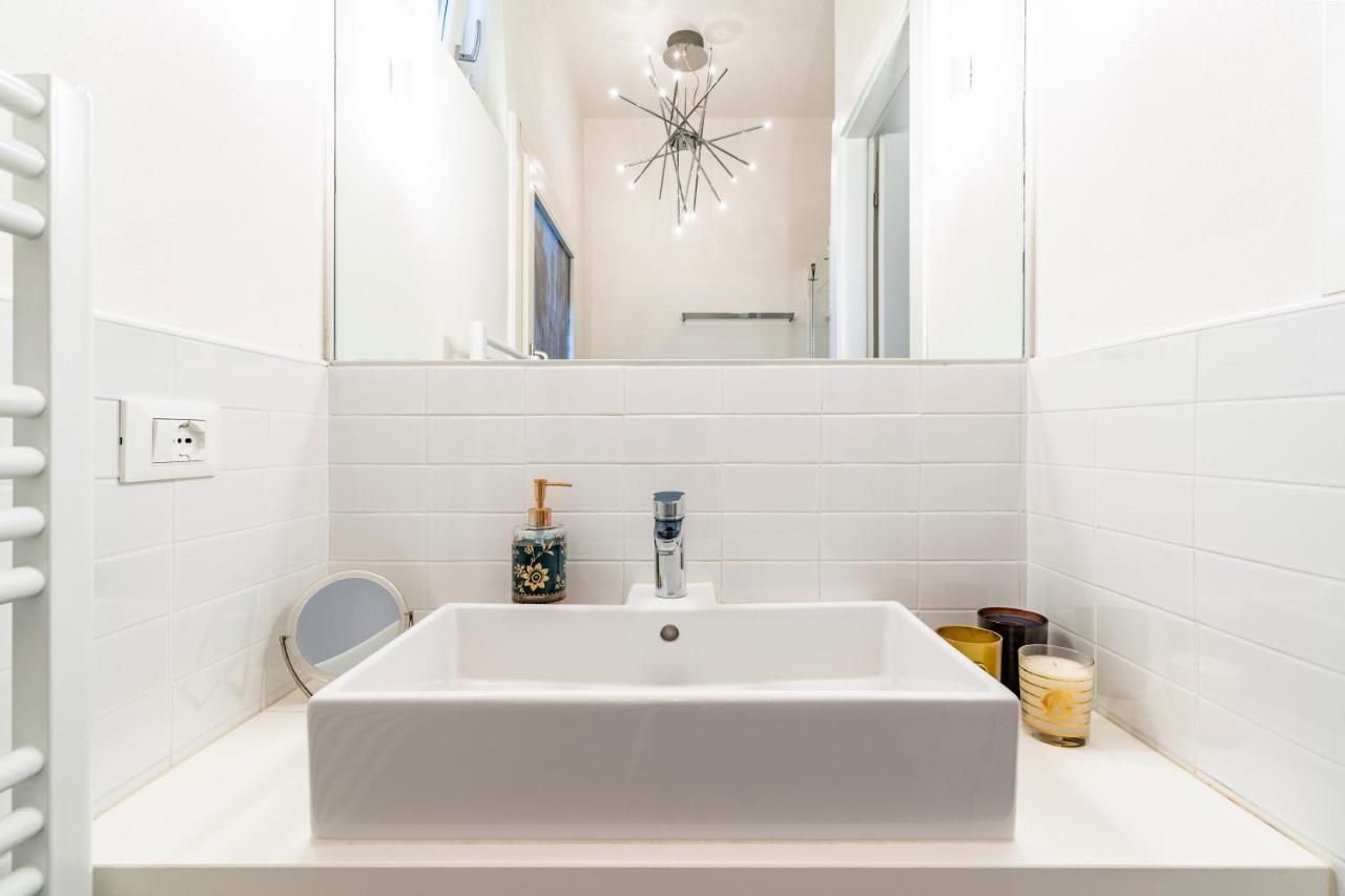 Snug Apartment With Private Courtyard M0270422677 Venise Extérieur photo