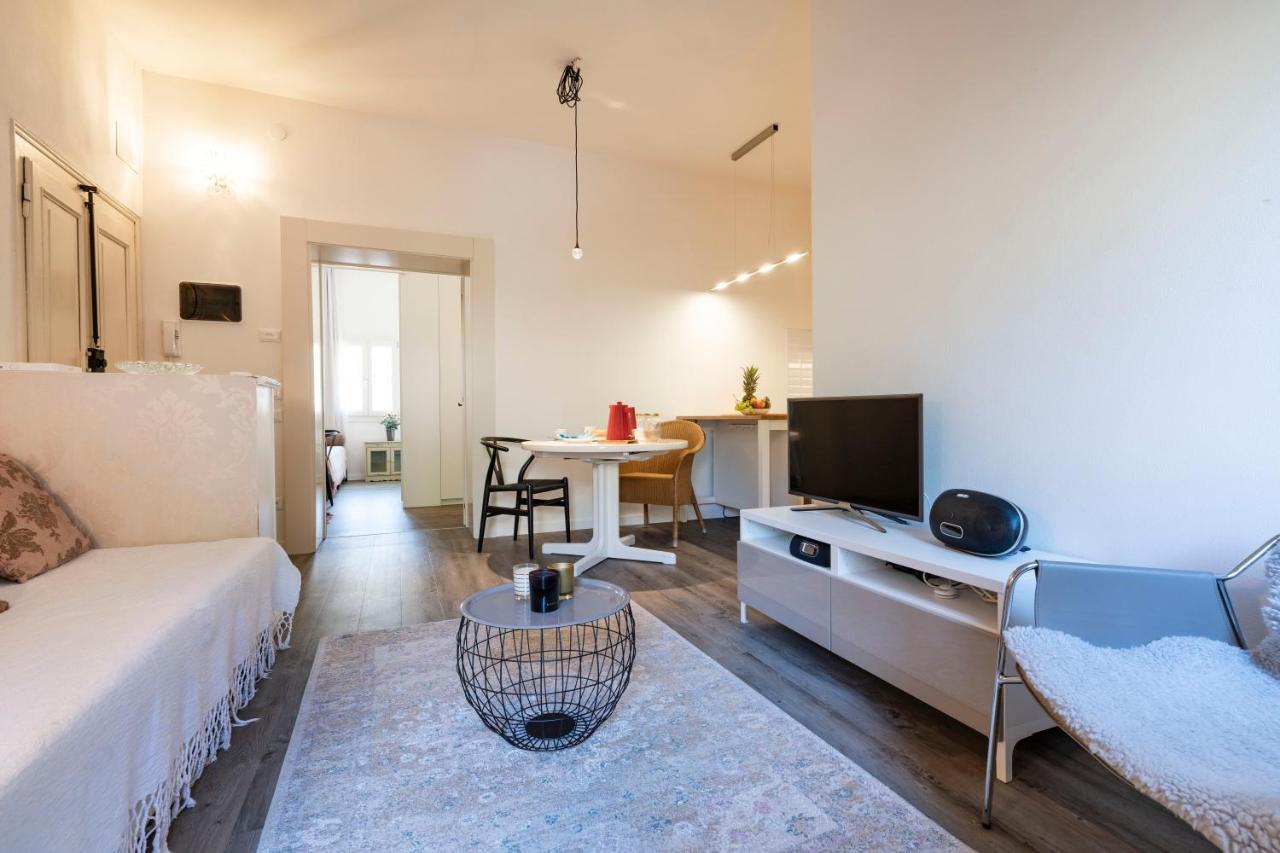 Snug Apartment With Private Courtyard M0270422677 Venise Extérieur photo