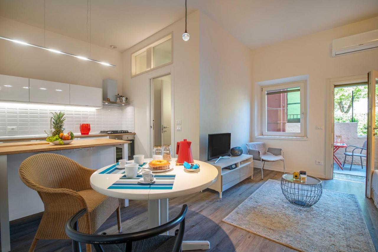Snug Apartment With Private Courtyard M0270422677 Venise Extérieur photo